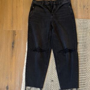 American Eagle Outfitters Black Distressed Cropped Jeans